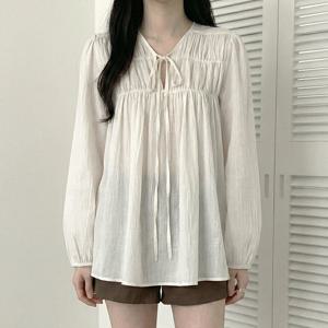 [올리비에스클로젯] 여리핏 셔링 롱 블라우스_O2601BL002A