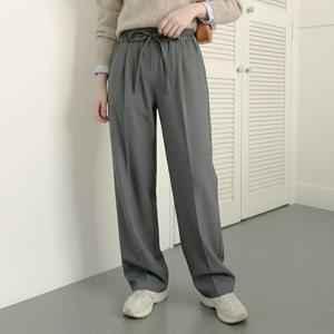 [올리비에스클로젯] 스트링 핀턱 밴딩 와이드 슬랙스_O2601PT005A