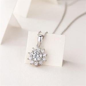 메종드쉬 모이사나이트 목걸이 랩다이아 플로라BMN015