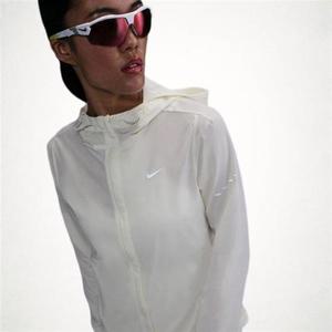나이키 스위프트 여성 리펠 패커블 러닝 재킷 HQ0651-133 1531785