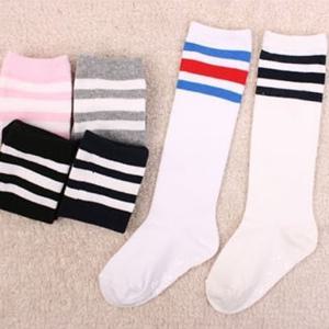 [키즈노리] 유아동 설레는삼선 니삭스