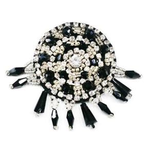 [영화사] 블랙 비즈 브로치 장식 악세사리 와펜 패치