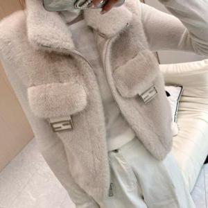 [까르죠아]까르죠아 따뜻한 털조끼 빅사이즈 40대여성의류 퍼 베스트