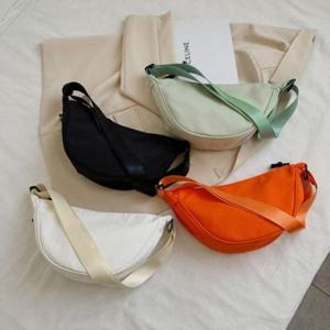 [옷자락]여자 여름 여행 커플템 데일리 경량 심플 크로스백