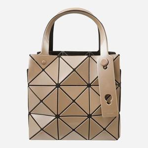 [이세이미야케]5F BB58AG610 46 바오바오 캐럿 핸드백 옐로우 베이지