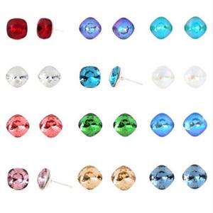 [쥬아나윤] 스와로브스키 크리스탈 탄생석 귀걸이