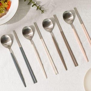 국산 스텐 예쁜 숟가락 젓가락 신혼부부 가족수저세트 WAD5686