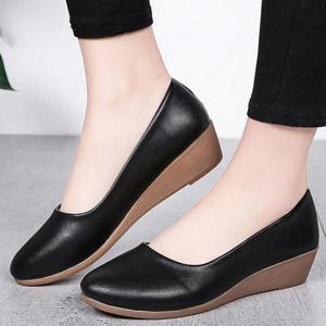 [오노마] ONM 쿨샵 여성 스틸레토 낮은굽 웨지힐 베이직스타일 단화