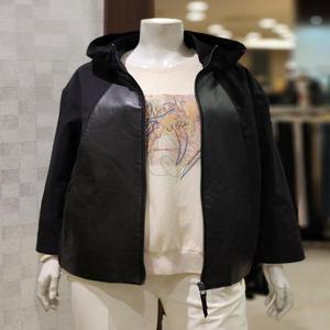 [벨라디터치][벨라디터치] V9D1JK26 양가죽 배색 반후드 재킷 (P002844438)