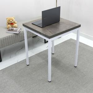 정사각 작은 방 2인용 식탁 겸 책상 650 x 650 원룸 고시텔 자취방 테이블