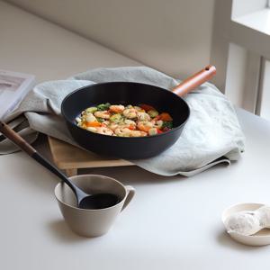 국내생산 느와르 블랙 IH 인덕션 우드핸들 궁중팬 웍팬 28cm