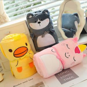 극세사 캐릭터 밍크 보온 단추 대형 입는 망토 차량 캠핑 여행 휴대용 똑딱이 무릎담요