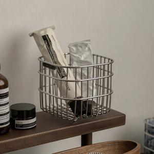 스테인리스 소품 정리 쇠테리어 수납 바구니 정리함 스텐 스퀘어 미니 바스켓 11cm