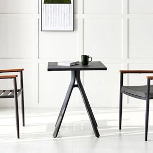 직접조립 모던 스퀘어 디자인 가벼운 알루미늄 테이블(600 2색)