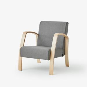 벤트 로우 스퀘어 암체어