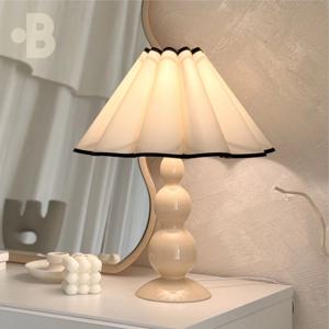 테이블 조명 프렌치 갓 빈티지 램프 단스탠드 무드등 협탁 인테리어 집들이선물 캔디 침실