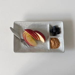 아이보리 3칸 회접시 간식 안주 나눔 플레이트