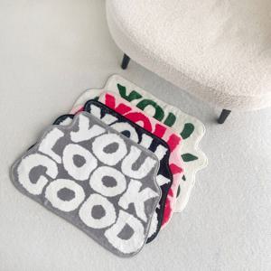 YOU LOOK GOOD 레터링 발매트 욕실 주방 현관 침실 바닥매트 발판 유룩굿