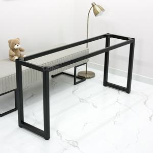 MK15040 블랙분체 40각철제 W1500  x  D400 테이블다리