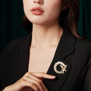 나비 진주 브로치 혼주 한복 정장 장신구 큐빅소품 악세사리