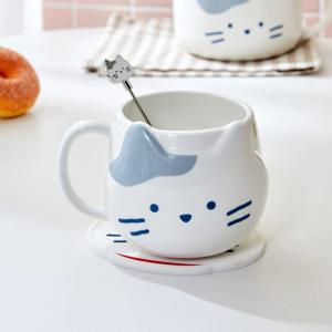 햅삐데이 밀크캣 형태 머그컵
