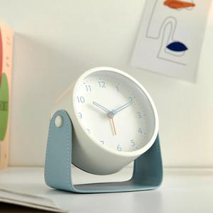 스틸 레더 탁상시계 크림블루