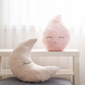 달과 방울 자수쿠션 면소재 솜포함 아기방