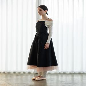 블랙 쉬머링 리본 에이프런 생활방수 앞치마 꽃집 카페 네일샵 미용실 개업 집들이 선물