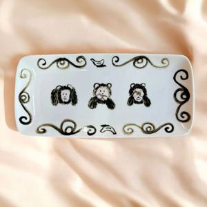 입꾹이 원숭이 긴접시