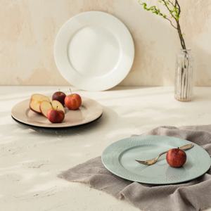 클리어런스 | 마리아꾸르끼 휘빈카 원형접시 대 28cm (4color)