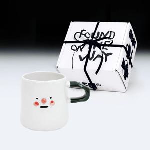 [리퍼] 스튜디오핸즈_볼빨간 코몽이 머그컵