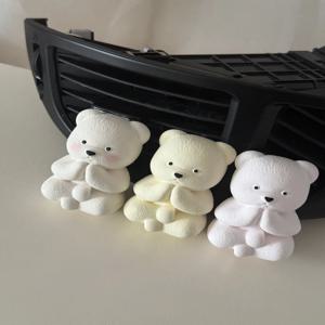 앉아있는 곰 요가 곰 기도곰 차량용 석고 방향제 리필오일 포함 무향 차꾸미기 답례품 선물
