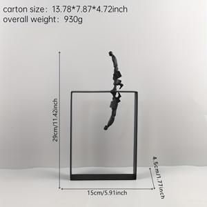 TEMU 1개 모던 주철 여행자 조각상 - 우아한 걷는 인형, 반사 베이스, 실내/외부 장식. 거실, 사무실, 현관 장식, 패션 디자인, 내구성 있는 조각, 예술 수집에 적합