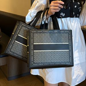 TEMU 선물 포장 및 쇼핑용 부직포 토트백, 의류 포장에 적합.