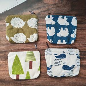 TEMU 4개 세트 귀여운 카툰 동물 & 자연 코인 파우치 - 곰, 양, 북극곰 & 나무 디자인 레트로 지퍼 미니 지갑, 연회색 배경, 일상용 완벽한 캐릭터 지갑, 키 액세서리, 유쾌한 소품, 민족 스타일 패브릭, 여행 필수품, 핸드워시 가능, 컴팩트 가방, 패션 애호가를 위한 포켓