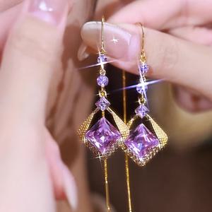 TEMU 우아한 여성용 롱 드롭 로마스 귀걸이 세트 - 보라색, 일상·파티·정장용, 연중 내내 선물로 적합 (발렌타인데이, 생일, 기념일) - 고급 댕글 이어링, 캐주얼 스타일, 정교한 디자인, 패션 애호가를 위한 명품 액세서리