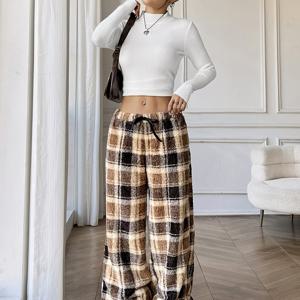 TEMU 체크 무늬 플러시 와이드 레그 팬츠 - 여성용 편안한 홈웨어, 부드럽고 스타일리시함, 루즈핏, 야외 활동에 적합, 따뜻함, 가을, 겨울 필수템.