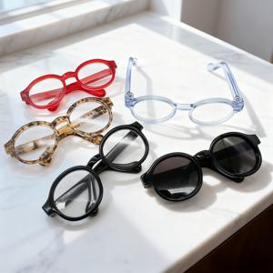 TEMU 미니어처 컬러 플라스틱 안경 피규어 5개 세트, 직경 2.56인치, 스타일리시 장식품, 액세서리, 수집용 모델 액세서리, 프레임 미니 안경, 플라스틱 제작, 공예 장식, 전기 불필요, 깃털 없음. 18세 이상 사용 가능