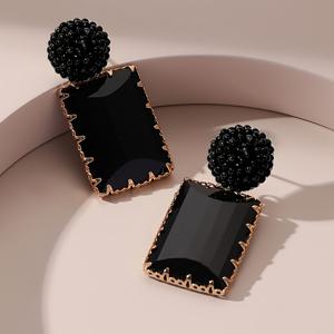TEMU 우아한 블랙 직사각형 인공 귀걸이 한 쌍 - 빈티지 스타일, 스테인리스 스틸 포스트, 합성 큐빅 합성 지르코니아, 캐주얼 의상에 완벽, 캐주얼 귀걸이|빈티지 귀걸이|합성 인조 귀걸이, 남성용 귀걸이, 남성용 피어싱|피어싱
