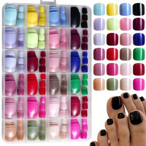 TEMU 여성용으로 디자인되었으며, 여름 및 어머니의 날에 네일 살롱에서 사용하기에 적합한 노란색, 초록색, 파란색, 불가사리색과 같은 색상의 짧은 원형 아크릴 여름용 프레스온 발톱 576개 세트입니다.