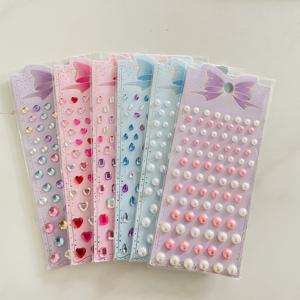 TEMU 6장 생동감 넘치는 아크릴 라인스톤 무지개 색상 물방울, 하트 모양, 자체 접착 스티커 - 페이스 메이크업, 네일 아트, 스크랩북, DIY 공예, 공연 장식, 아이 스티커용