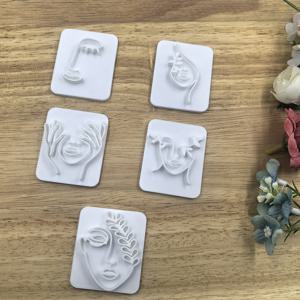 TEMU 핸드메이드 주얼리 펜던트 제작, 도자기 제작에 적합한 플라스틱 재질의 추상적인 얼굴 및 꽃무늬 디자인 폴리머 클레이 스탬프 도구 5종 세트