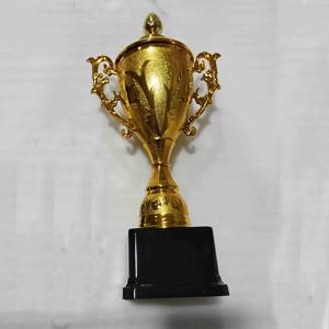 TEMU 이미지의 촬영 조건이 달라질 경우 색상이 색조 왜곡을 보일 수 있음을 알려드립니다. 축구용 작은 상품 컵이며, 신생 학교 상 및 팀 스포츠 경쟁용 트로피로 디자인되었습니다.