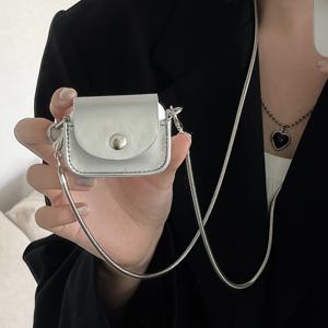 TEMU 실버 인조 가죽 스트랩 헤드폰 케이스 + 크로스바디 체인, Apple Airpods Pro 2 케이스 / Airpods Pro 케이스 / Airpods 4 케이스 / Airpods 3 케이스 / Airpods 2 케이스에 적합 / 스타일리시 여성용 헤드폰 쉘 / 헤드폰 쉘