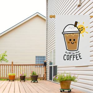 TEMU 12X18인치 커피 가든 깃발, 햇살과 그래피티가 있는 매력적인 만화 디자인. 정원을 밝게 해주는 데 완벽합니다. 이 양면 배너는 농가에서 야외 사용에 이상적입니다.