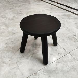 TEMU 이 다기능 플라워 랙은 단순한 디자인과 견고한 나무 구조를 특징으로 합니다. 부드럽고 둥근 상단과 튼튼한 사각 받침대는 편안함과 다용도를 제공합니다. 9.25인치 표면으로 현관 신발장으로도 사용할 수 있습니다.|화분