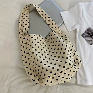 TEMU 스타일리시 폴카 도트 토트백 - 대용량, 내구성 있는 폴리에스터 소재와 자석 클로저, 일상 사용에 완벽, 발렌타인데이, 어머니날 또는 크리스마스 선물로 이상적, 다용도 캐리어 | 재미있는 디자인 | 안전한 클로저, 토트백|슬링백