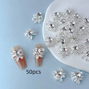 TEMU 50pcs 하트 모양의 라인스톤 금속 네일 아트 세트 - 여성 및 소녀를 위한 우아한 은색 및 디자인, 향기가 없으며 매니큐어 및 페디큐어에 이상적, 네일 아트 장식 | 장식 | 내구성 있는 금속, 네일 아트 용품|네일아트|매니큐어|네일재료