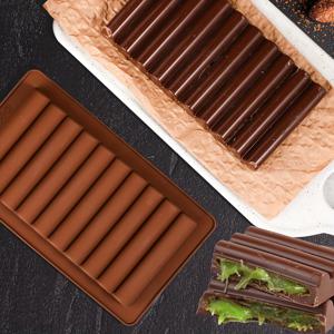 TEMU 키가 크고 깊은 실리콘 두바이 초콜릿 바 몰드, 초콜릿 바와 사탕 만들기용으로 다양한 초콜릿 모양을 위한 2개의 충전구멍과 줄무늬 물결 패턴 포함. 필수 주방 도구, 두바이 초콜릿 몰드