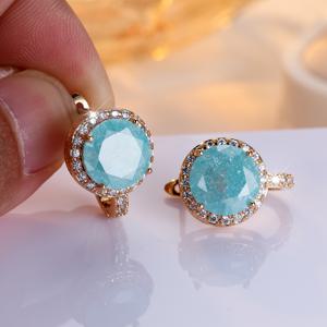 TEMU 아쿠아 블루 스톤이 특징인 골든 라운드 컷 아이스 플라워 귀걸이 세트. 발렌타인데이 또는 할로윈 선물로 완벽합니다.